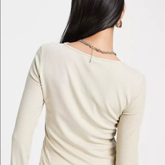 NWT & Other Stories Cut Out Top SZ XS - Picture 3 of 5